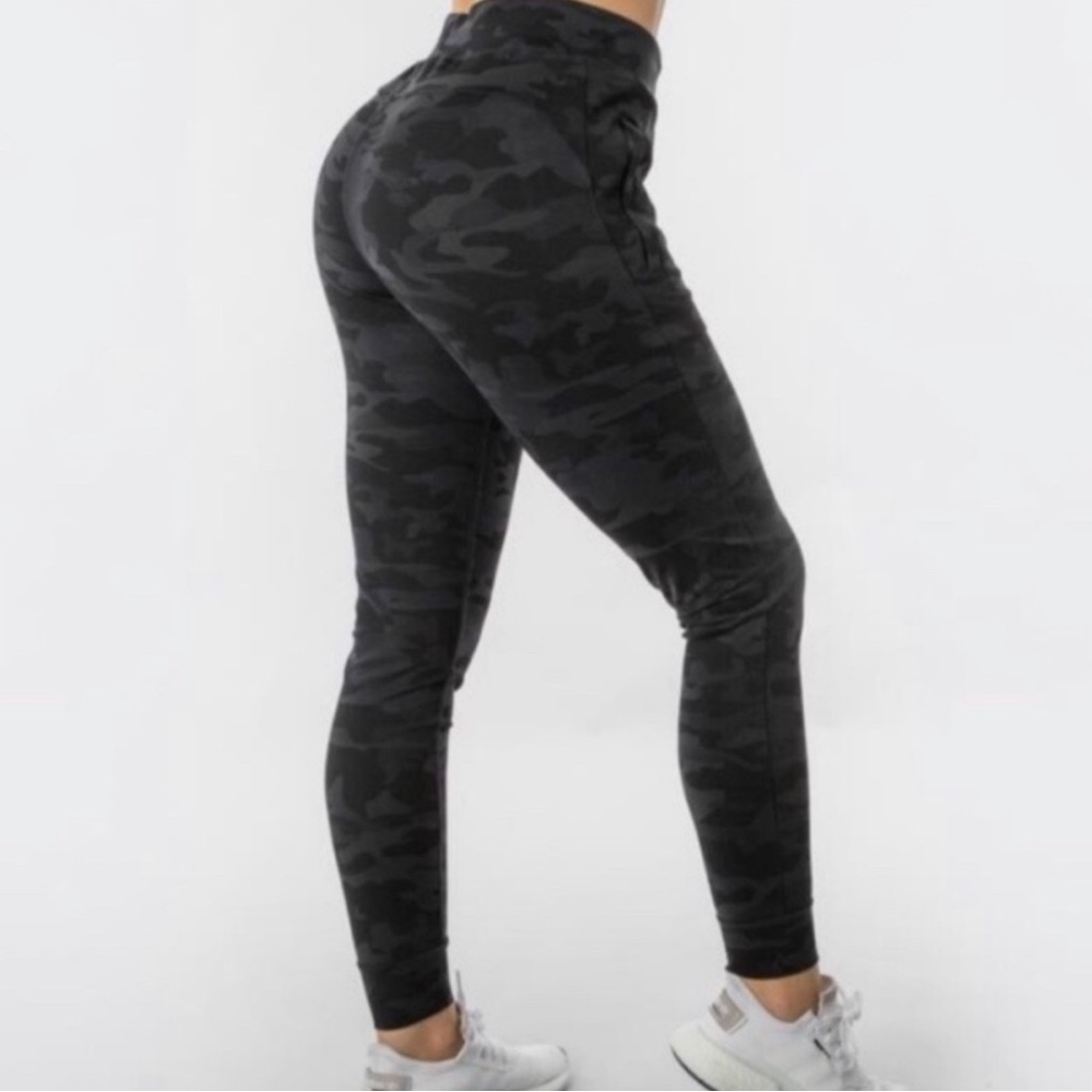 alphalete joggers